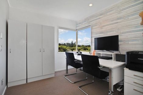 Photo of property in 27 Stella Drive, Clarks Beach, 2122