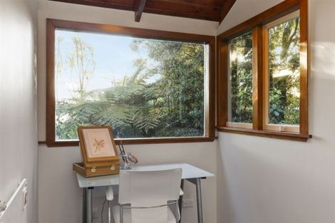Photo of property in 128 Opanuku Road, Henderson Valley, Auckland, 0612