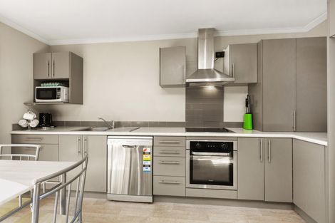 Photo of property in 2/31 Jones Crescent, Melville, Hamilton, 3206