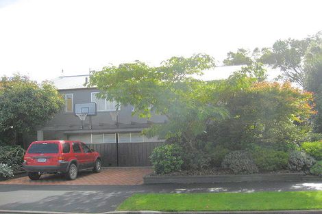 Photo of property in 20 Guinness Crescent, Ilam, Christchurch, 8041