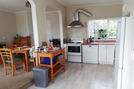 Photo of property in 13 Whitford Road, Howick, Auckland, 2014
