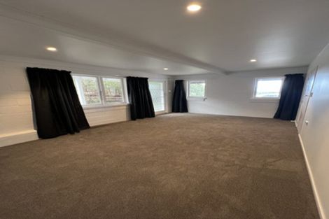Photo of property in 193 Te Atatu Road, Te Atatu South, Auckland, 0610