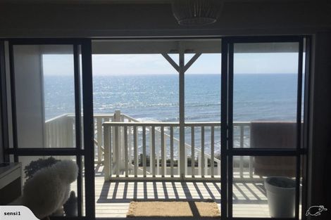 Photo of property in 16 The Parade, Paekakariki, 5034