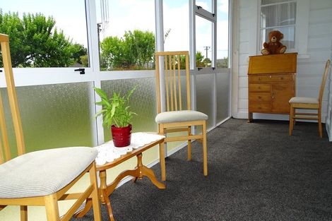 Photo of property in 78 Queen Street West, Levin, 5510