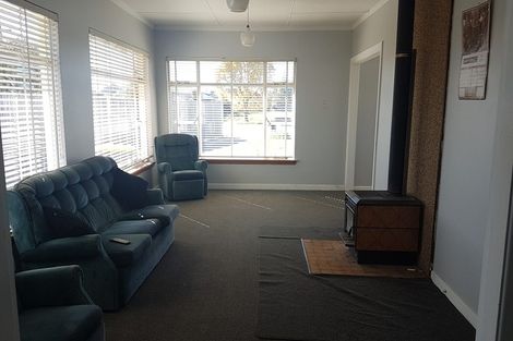 Photo of property in 37 Leeston And Lake Road, Leeston, 7632