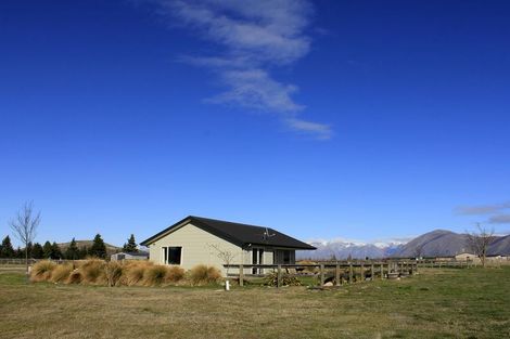 Photo of property in 5 The Drive, Twizel, 7999
