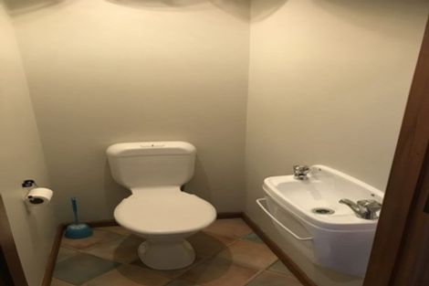 Photo of property in 63 Sevenoaks Drive, Bryndwr, Christchurch, 8053