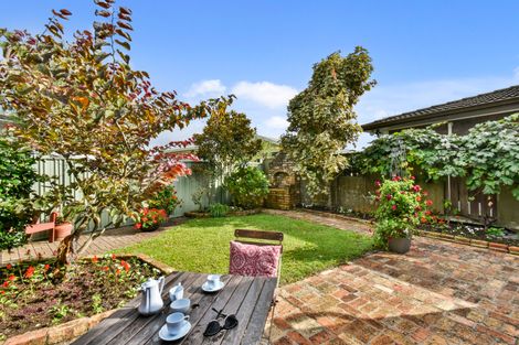 Photo of property in 8 Brynbela Court, Papakura, 2110