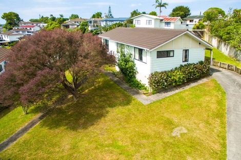 Photo of property in 86 Sunvue Road, Glen Eden, Auckland, 0602