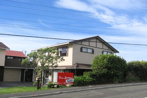 Photo of property in 1/53 Clifford Road, Johnsonville, Wellington, 6037