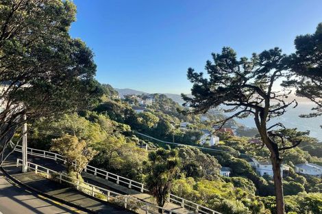 Photo of property in 122 Grafton Road, Roseneath, Wellington, 6011