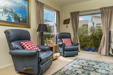 Photo of property in 22/40 Scarlet Oak Drive, Schnapper Rock, Auckland, 0632