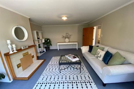 Photo of property in 6 Haynes Avenue, Upper Riccarton, Christchurch, 8041