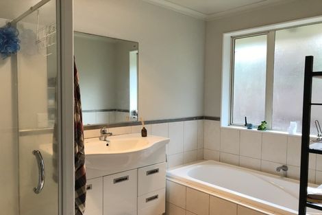 Photo of property in 28e Airfield Road, Takanini, 2112