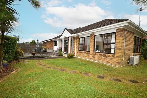 Photo of property in 1/5 Spring Grove, Henderson, Auckland, 0612