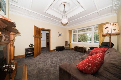 Photo of property in 74 Argyle Avenue, Takaro, Palmerston North, 4410