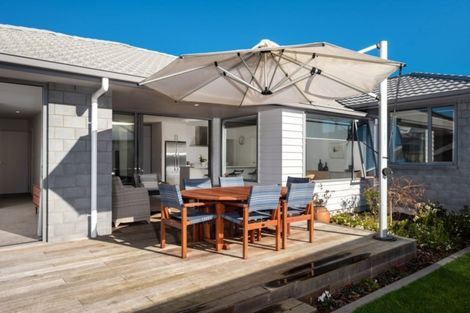 Photo of property in 39 Kahuparere Crescent, Pyes Pa, Tauranga, 3112