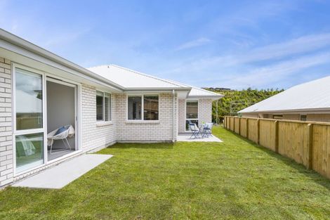 Photo of property in 43 Pakanga Grove, Pyes Pa, Tauranga, 3112