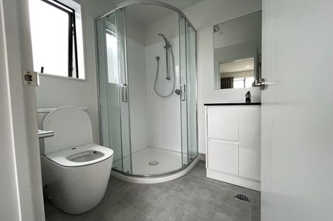 Photo of property in 2/44 Schnapper Rock Road, Schnapper Rock, Auckland, 0632