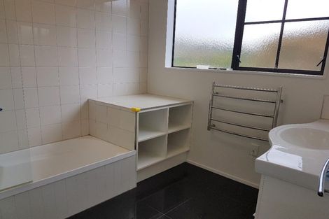 Photo of property in 32 Shackle Lane, Whitby, Porirua, 5024