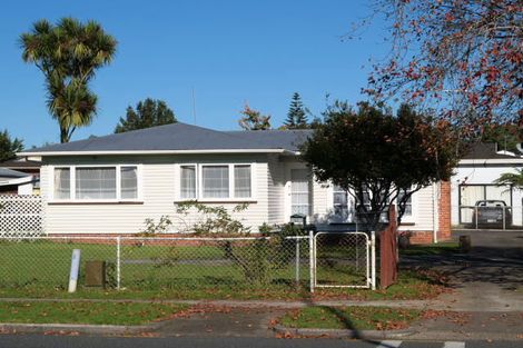 Photo of property in 2/32 Buckland Road, Mangere East, Auckland, 2024