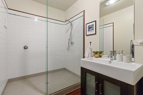 Photo of property in 20a Mount Avenue, Pauanui, Hikuai, 3579