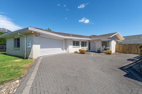 Photo of property in 3/116 Meadowland Drive, Somerville, Auckland, 2014