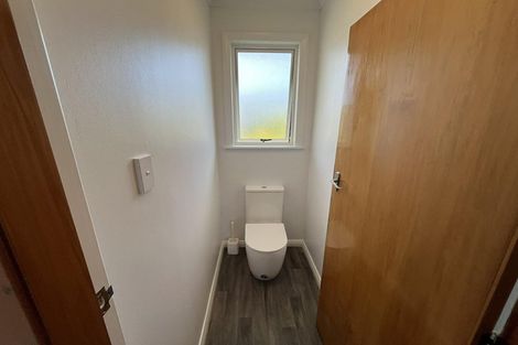 Photo of property in 8 Lowestoft Place, West End, Palmerston North, 4412