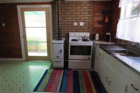 Photo of property in 518 Thames Coast Sh25 Road, Te Puru, Thames, 3575