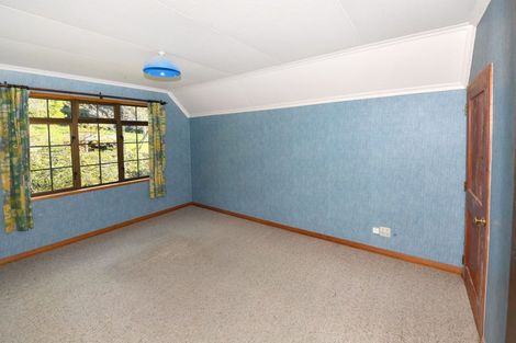 Photo of property in 32 Honeystone Street, Helensburgh, Dunedin, 9010