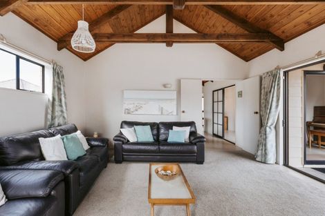 Photo of property in 117 Dickson Road, Papamoa Beach, Papamoa, 3118