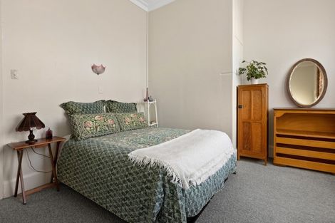 Photo of property in 11 Finnis Lane, Hospital Hill, Napier, 4110