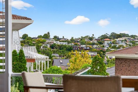 Photo of property in 2/35 Rangitoto Terrace, Milford, Auckland, 0620