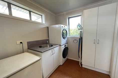 Photo of property in 2/85a Beach Road, Pahurehure, Papakura, 2113