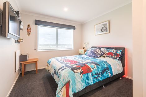 Photo of property in 63 Tapu Road, Huapai, Kumeu, 0810
