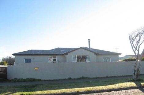 Photo of property in 130 Newcastle Street, Windsor, Invercargill, 9810