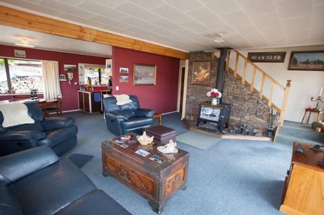 Photo of property in 4 Hamilton Drive, Lake Tekapo, 7999
