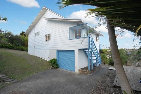Photo of property in 2/28 Noeleen Street, Glenfield, Auckland, 0629