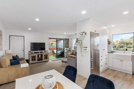 Photo of property in 22b Vincent Street, Howick, Auckland, 2014