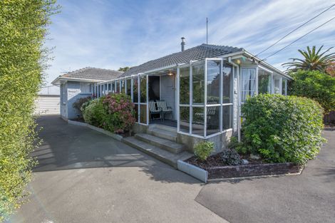 Photo of property in 305 Sawyers Arms Road, Bishopdale, Christchurch, 8053