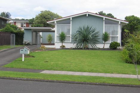 Photo of property in 5 Jade Avenue, Pakuranga Heights, Auckland, 2010