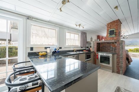 Photo of property in 102 Point Road, Monaco, Nelson, 7011