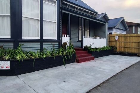 Photo of property in 296 Barbadoes Street, Christchurch Central, Christchurch, 8011
