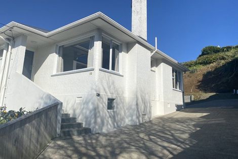 Photo of property in 12 Lawry Street, Moturoa, New Plymouth, 4310