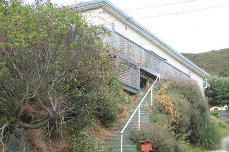 Photo of property in 95 Happy Valley Road, Owhiro Bay, Wellington, 6023