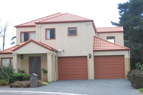 Photo of property in 18 Chettle Court, New Lynn, Auckland, 0600