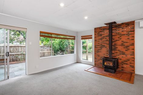 Photo of property in 32 Riwai Street, Paraparaumu, 5032