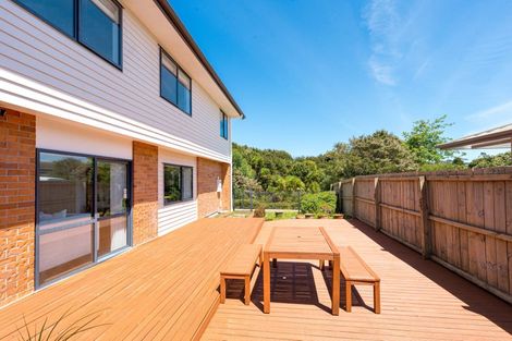 Photo of property in 24 Foundation Place, Glen Eden, Auckland, 0602