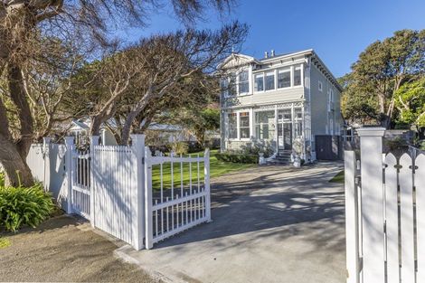 Photo of property in 52 Ira Street, Miramar, Wellington, 6022