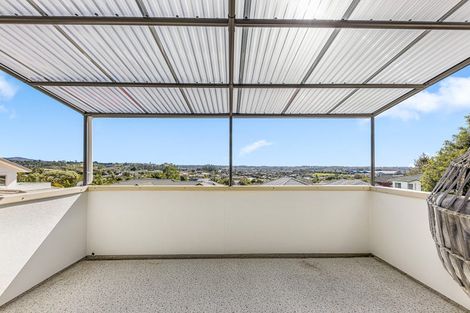 Photo of property in 33 Gala Place, Henderson, Auckland, 0612